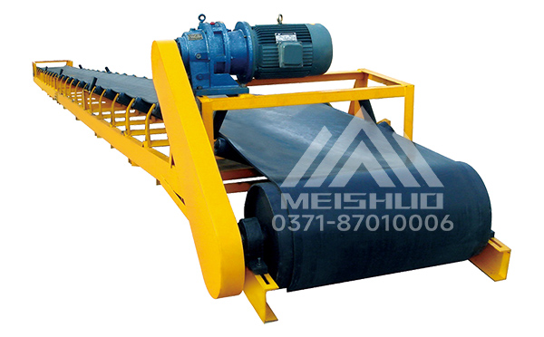 皮帶輸送機(jī)